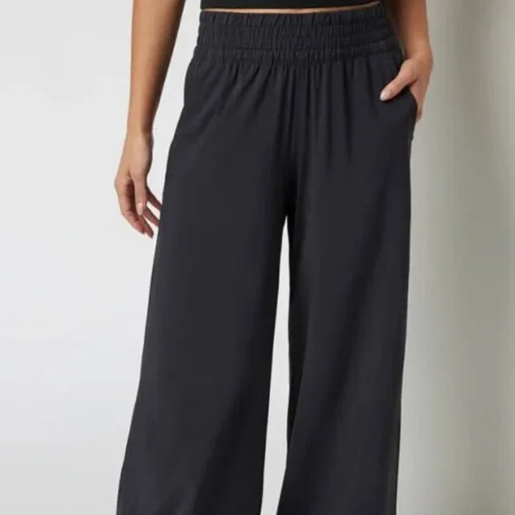 Villa Wideleg Pant - Picture 1 of 2